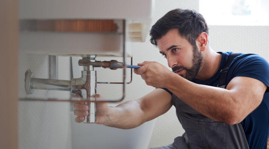 Sink faucet installation in Silver City, NM